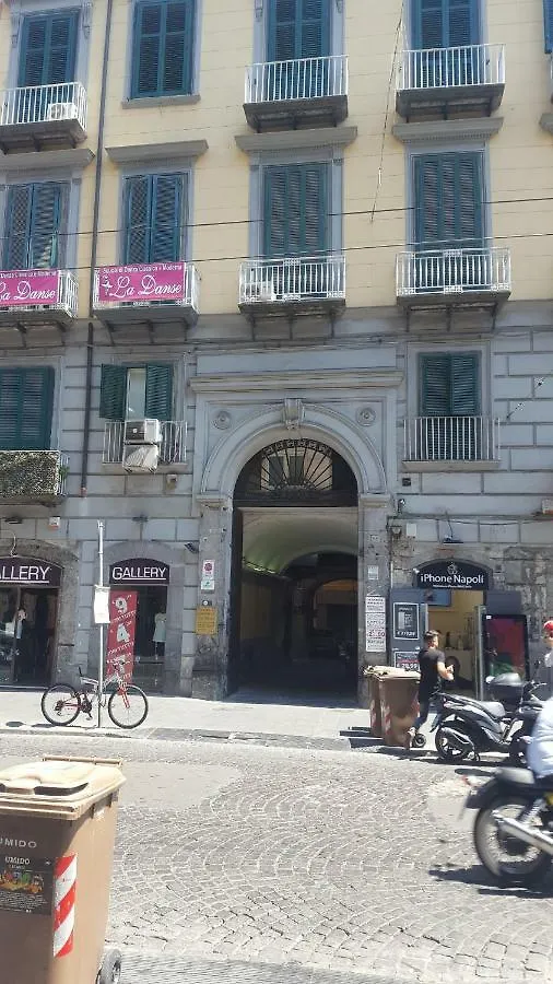 Geco'S Apartment Naples Italy