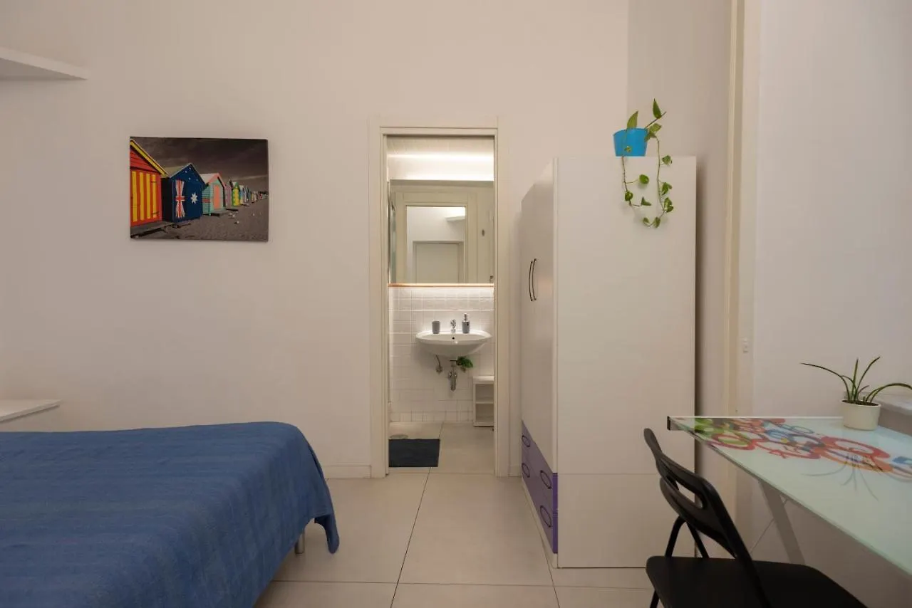 נאפולי Geco'S Apartment 0*,  איטליה